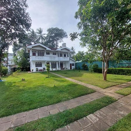 Gudsmith Home Negombo Exterior photo