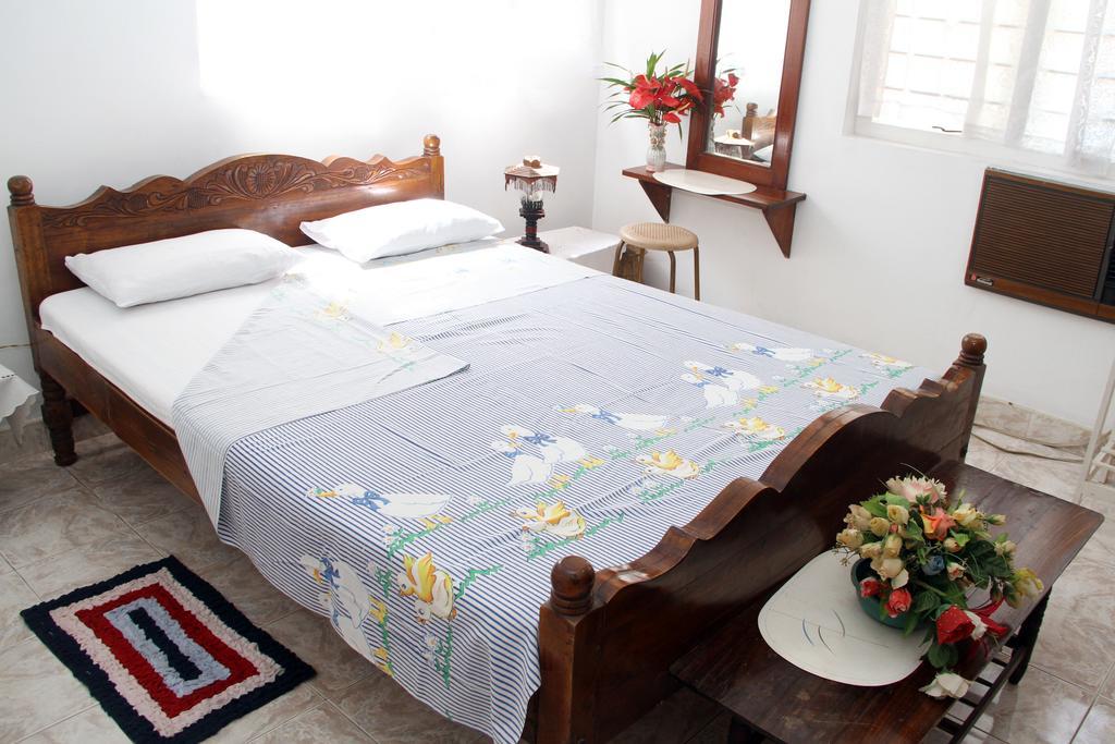 Gudsmith Home Negombo Exterior photo